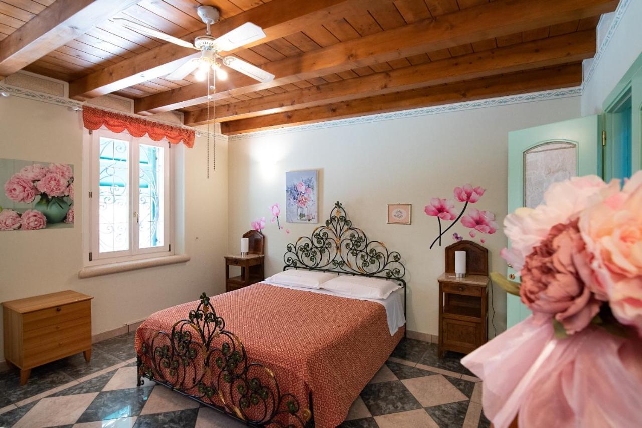 Villa Mari مونتاغنانا المظهر الخارجي الصورة