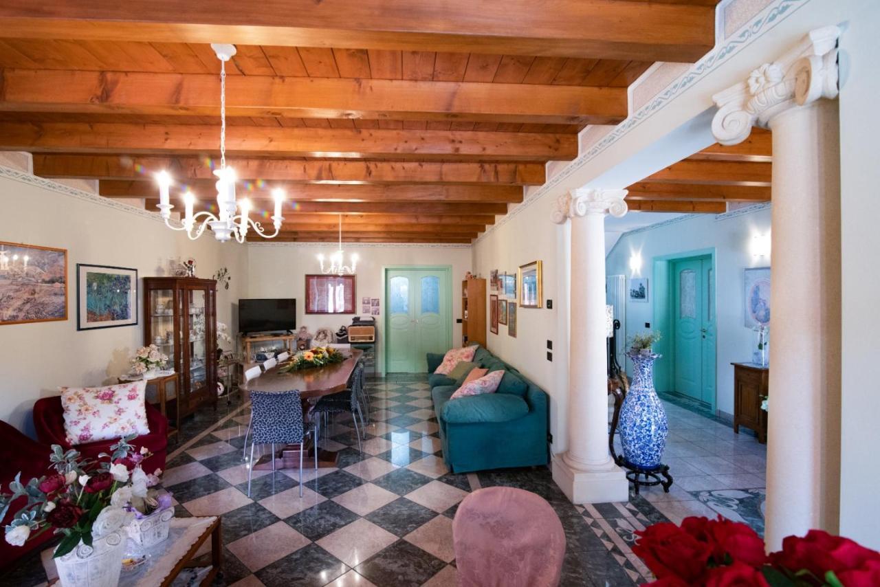 Villa Mari مونتاغنانا المظهر الخارجي الصورة